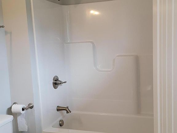 5th image of 2104 Bartow Ln #2