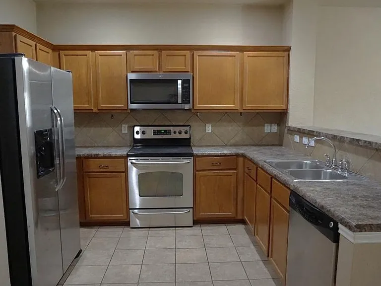 26610 Sparrow Rdg — Photo 6