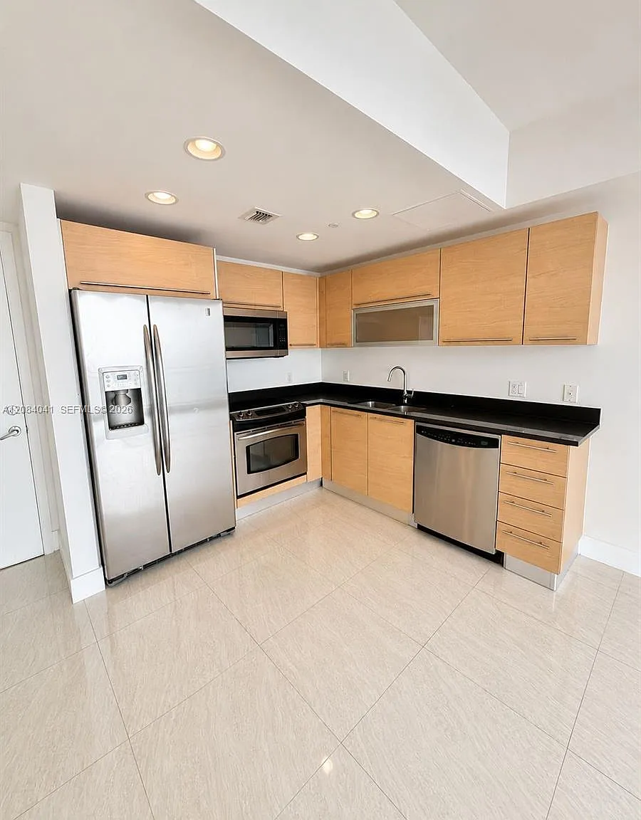 The Plaza 901 Brickell Co — Photo 2