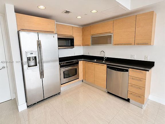 2nd image of 951 Brickell Ave APT 1609