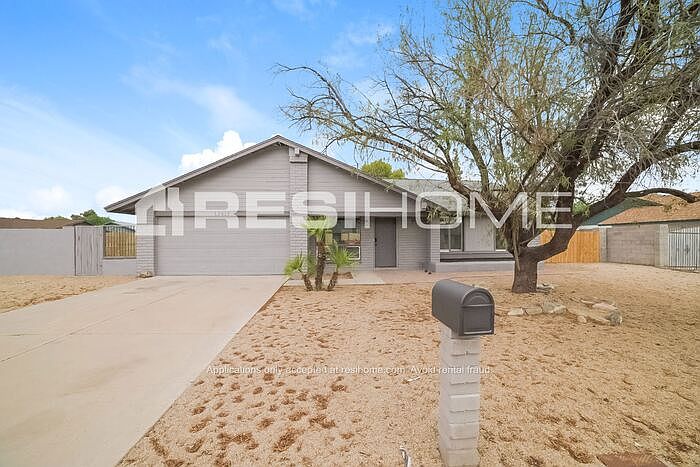 1st image of 12619 N 42nd Dr