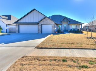 2520 Everton Ln, Norman, OK 73071