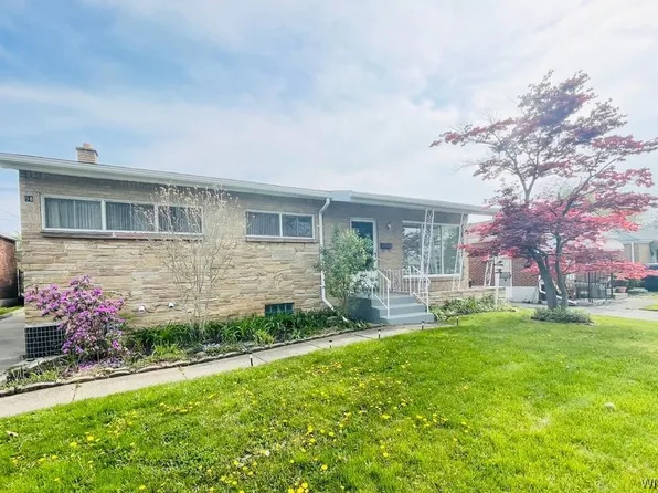 98 Waverly Ave, Buffalo, NY 14217