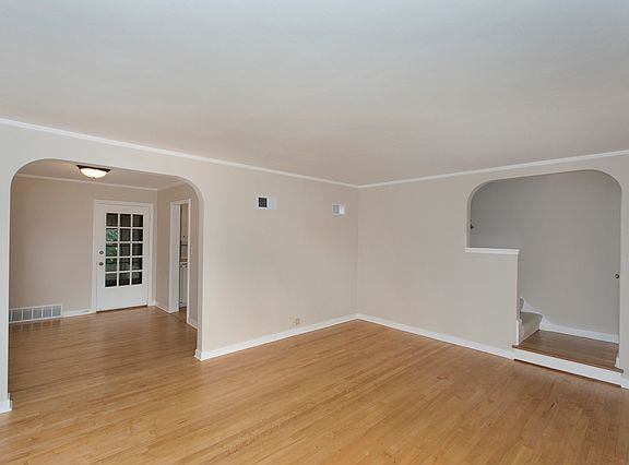 4th image of 8153 Kolmar Ave