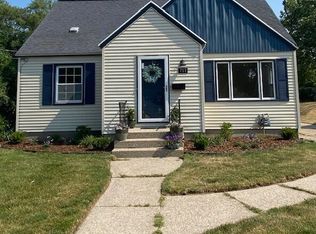 711 Colrain St SW, Wyoming, MI 49509