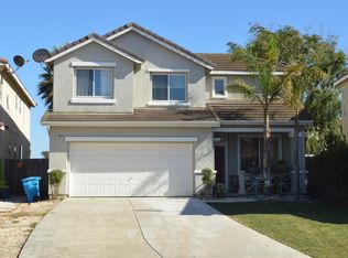 121 Charlie Dr, Hollister, CA 95023