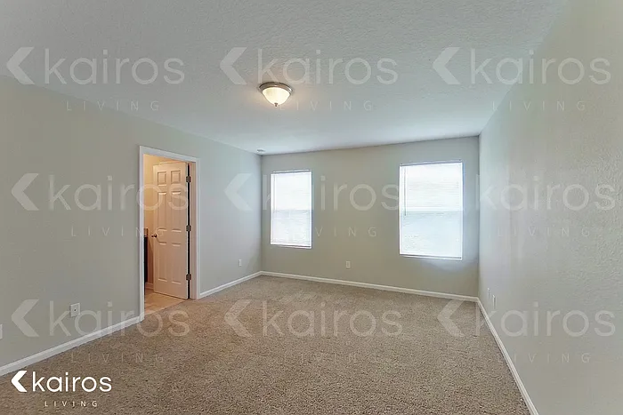 1331 Mull St — Photo 14