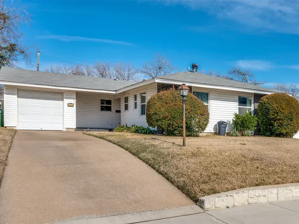 2117 Greenway St, Arlington, TX 76010