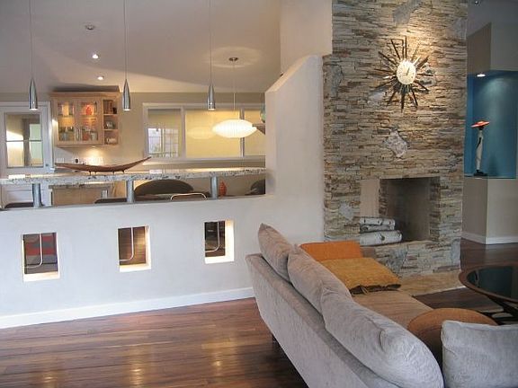 Living Room to Kitchen 