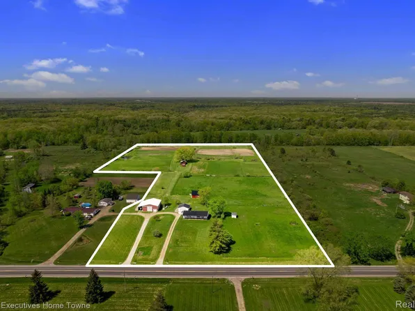 5581 Wildcat Rd, North Street, MI 48049