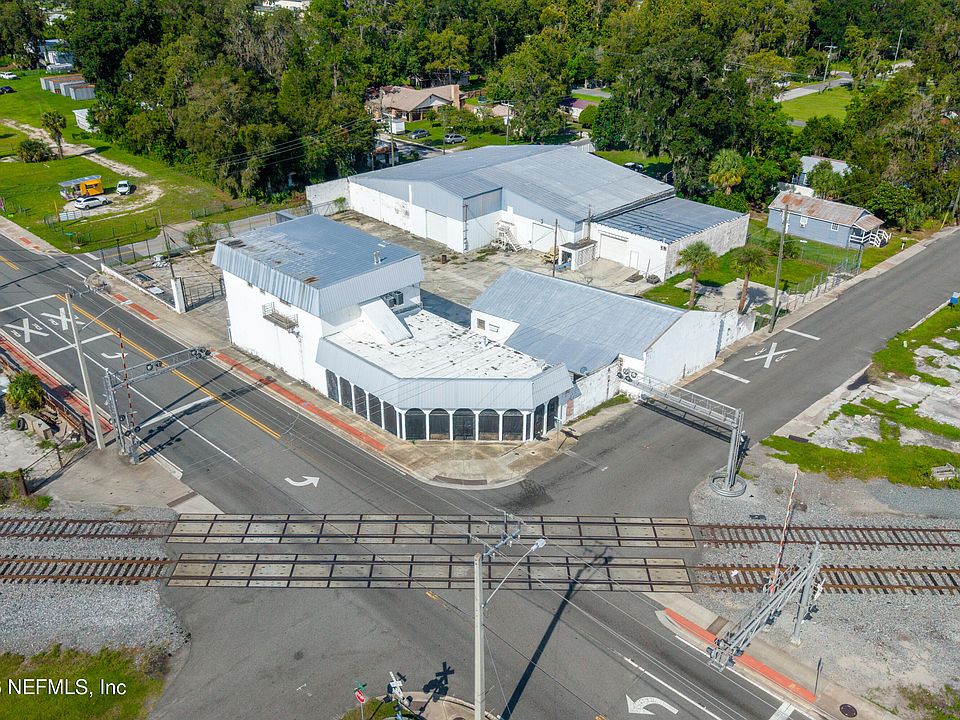 1st image of 743 N MARION Avenue