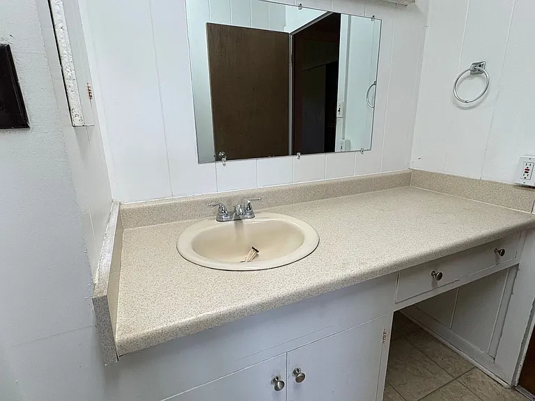53 E Palai St — Photo 14