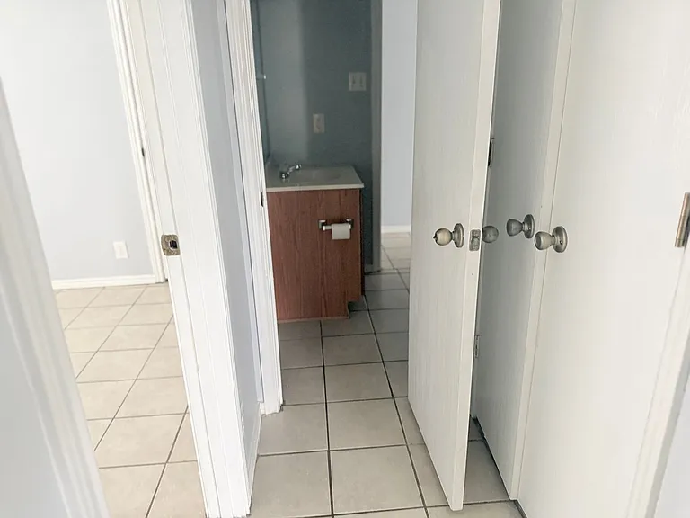 10607 Shaenview — Photo 9