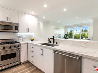 357 N Hayworth Ave APT 303, Los Angeles, CA 90048