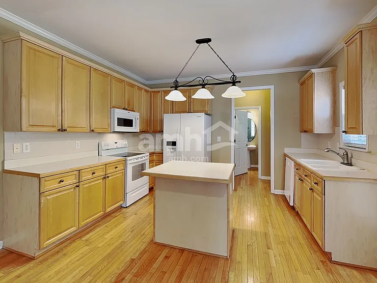 244 Sarazen Dr — Photo 3