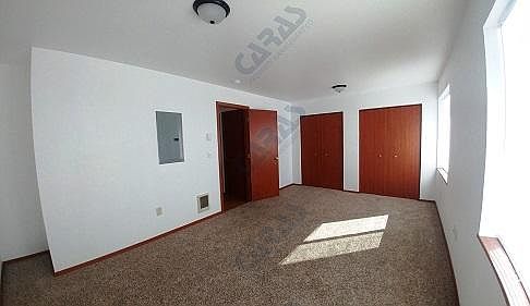 4th image of 903 11th St E #1