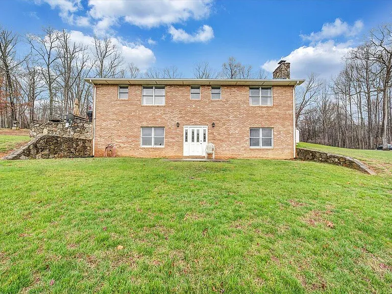 1873 Statler Rd — Photo 27