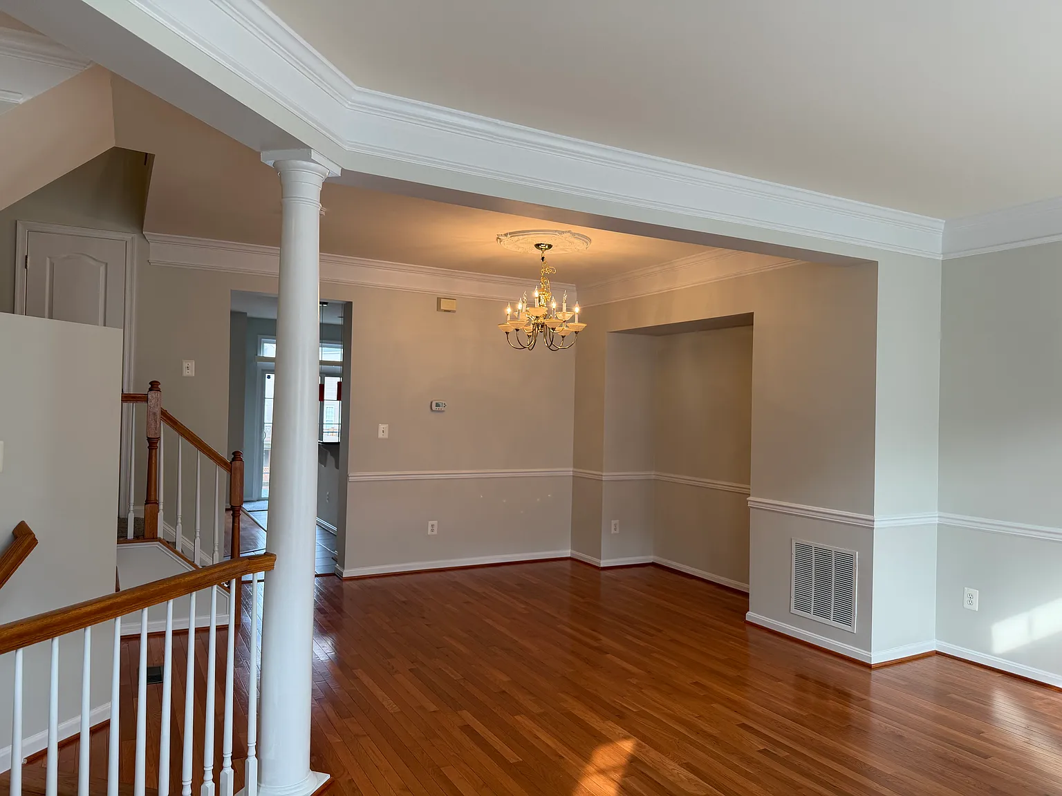 3 bed, 3.5 bath, 2451 sqft, $3,500 — Photo 4