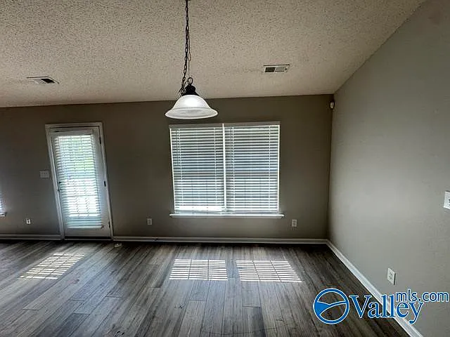 263 Shadow Ct SW — Photo 10