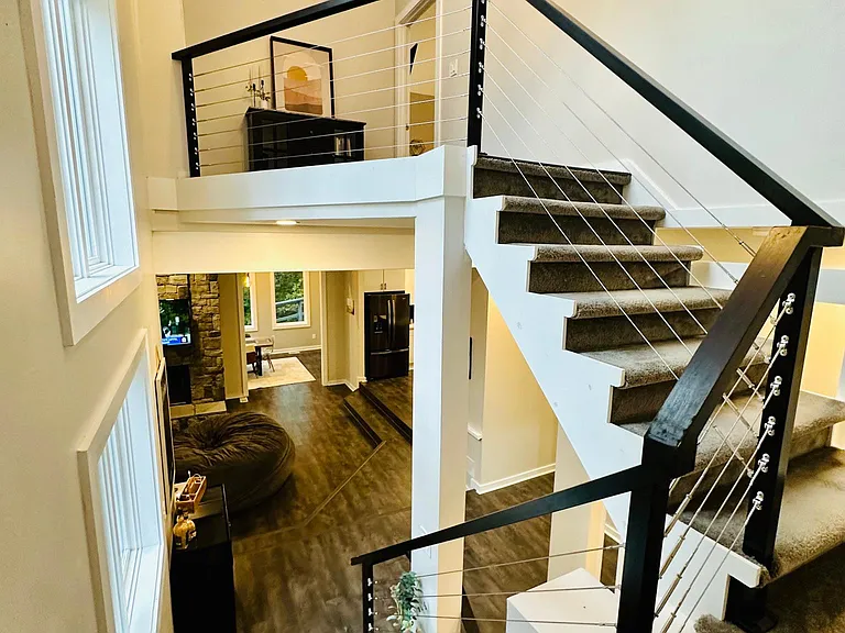 2607 Phoenix Hill Dr — Photo 2