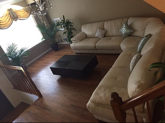 4th image of 27 Borman Ave #Townhouse