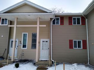 4905 Tuscarora Rd, Niagara Falls, NY 14304