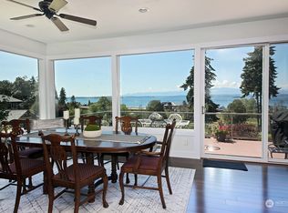 5965 Mutiny View Pl, Freeland, WA 98249