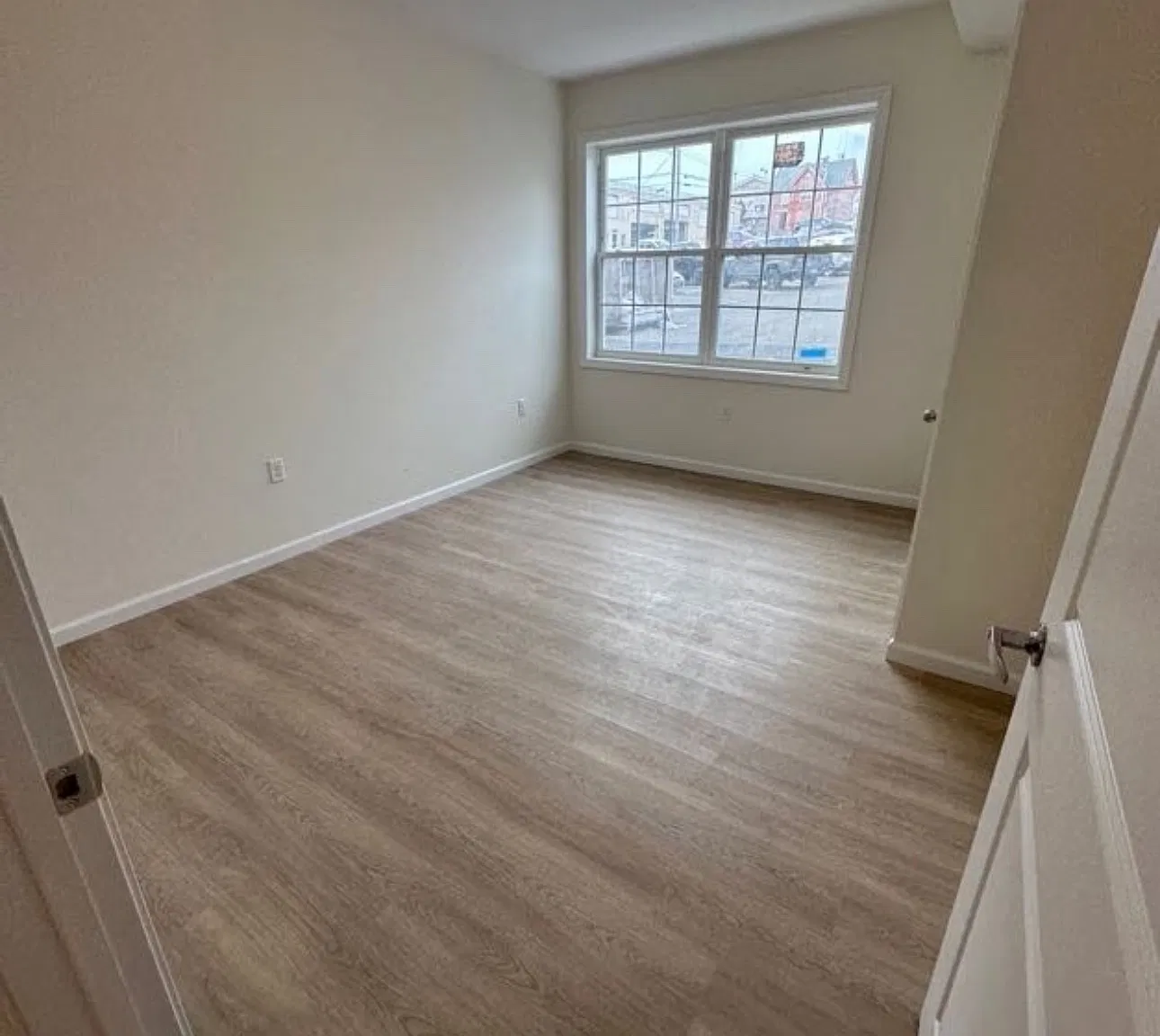 1269 Main St — Photo 2