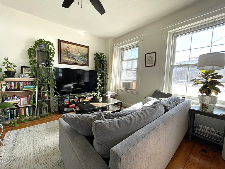 374 Chestnut Hill Ave #4 — Photo 1