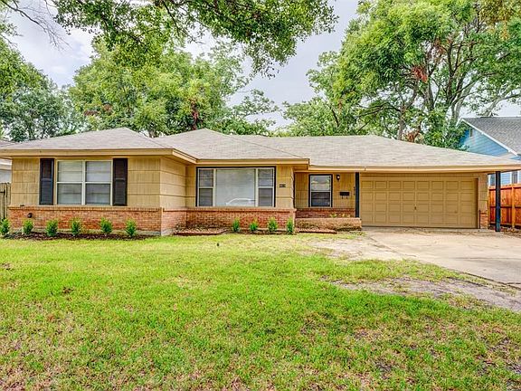 3rd image of 4619 Braeburn Dr
