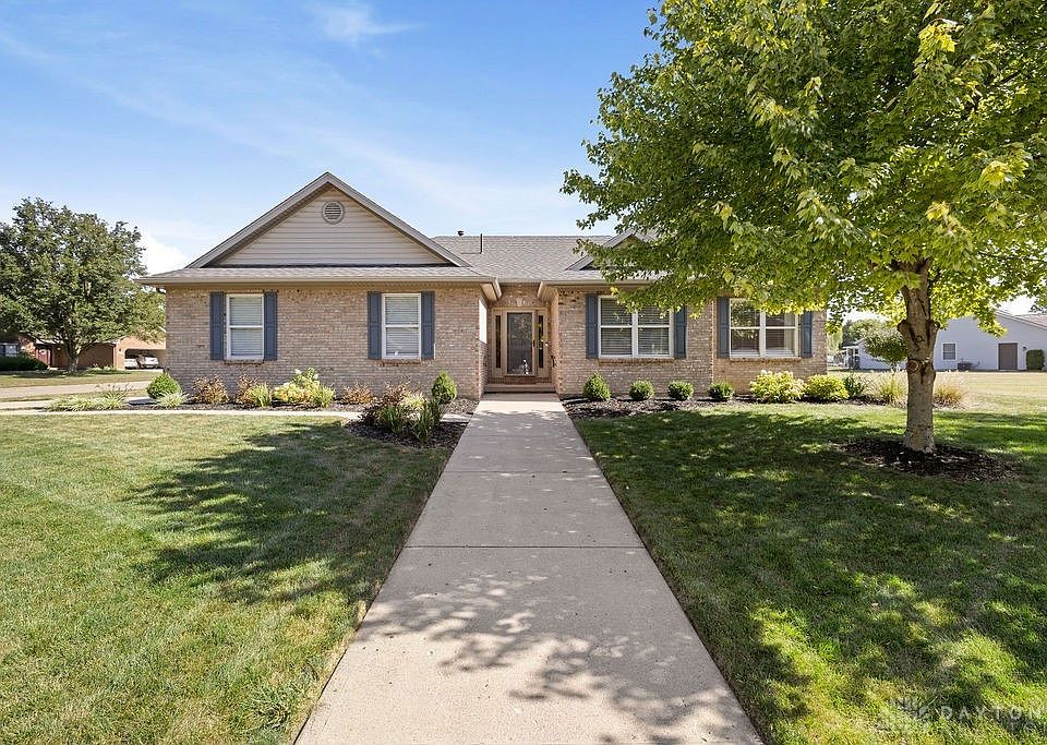 1st image of 1097 Dickerson Dr