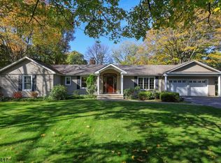 16 Ellis Dr, Basking Ridge, NJ 07920