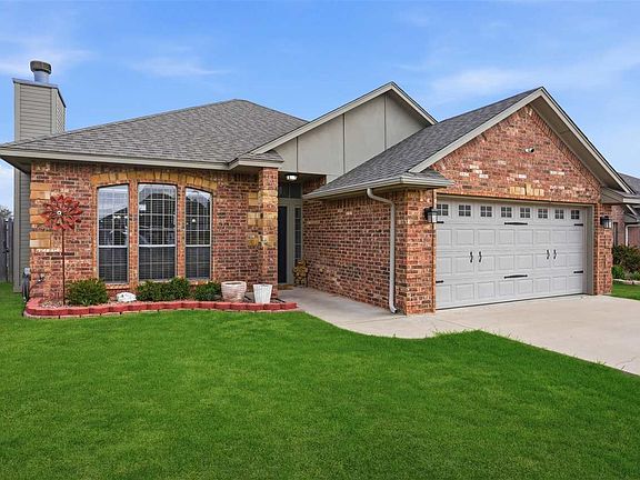 4th image of 205 Cherry Ave