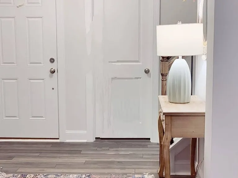 Entry way