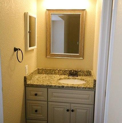 Master Vanity