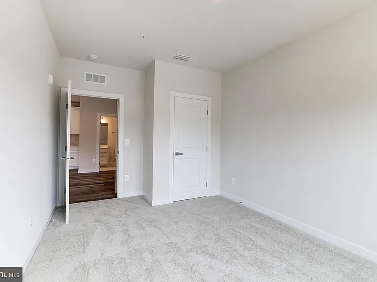 46270 Mount Allen Ter #202 — Photo 12