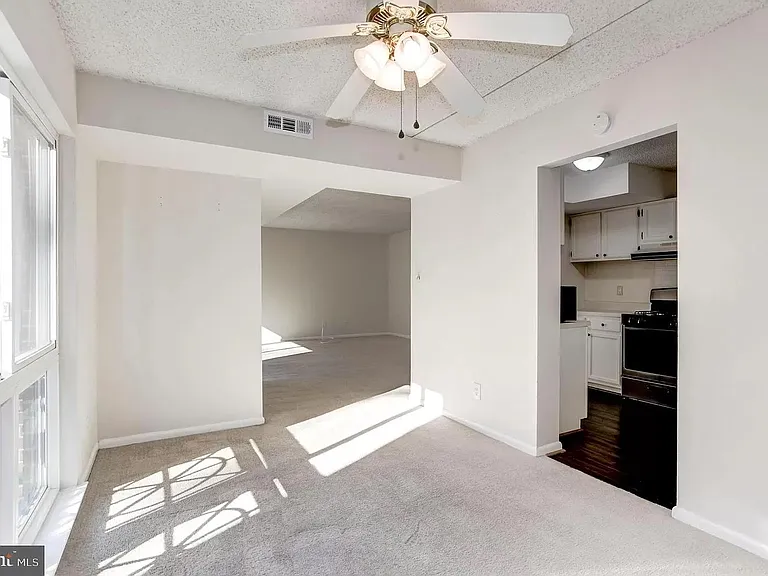 11841 Shire Ct #11 — Photo 15
