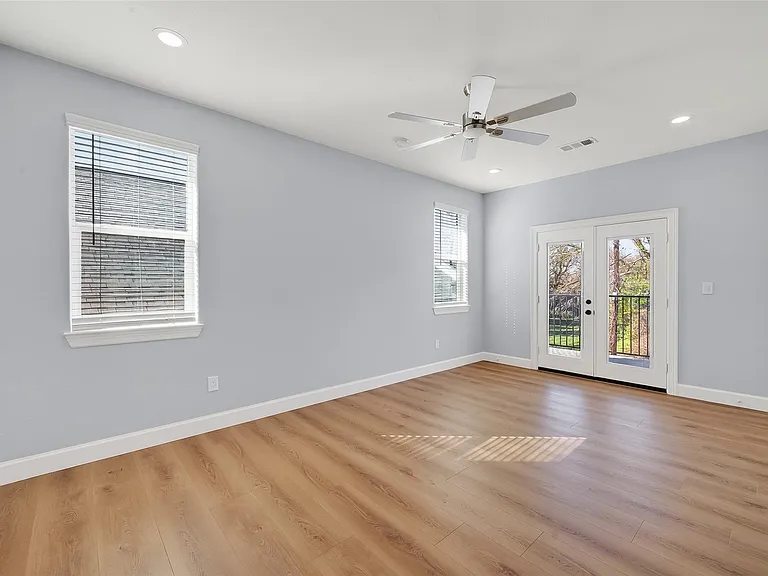 3344 Sanders St — Photo 50