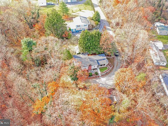 2nd image of 262 Highland Ave