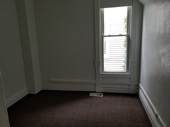 5th image of 608 Leland Ave #2