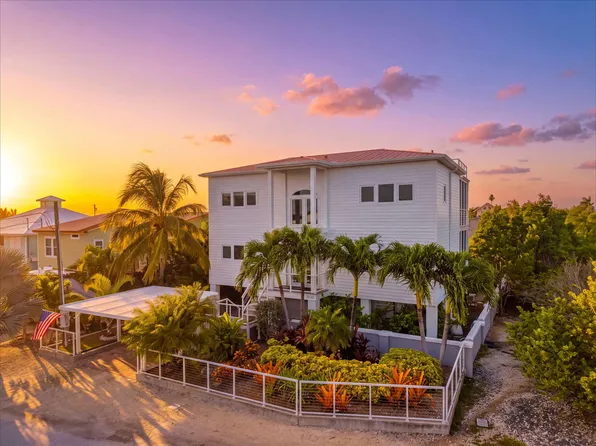 29165 Clover Ln, Big Pine Key, FL 33043