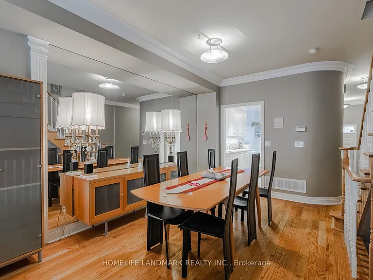 2283 Lake Shore Blvd W #B — Photo 4