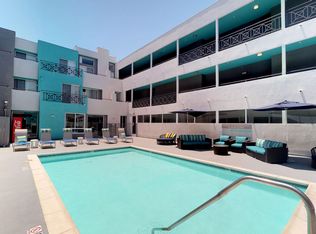 Clinton, Los Angeles, CA 90004