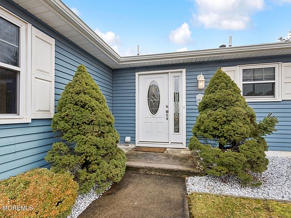 2nd image of 20 Elkton Court