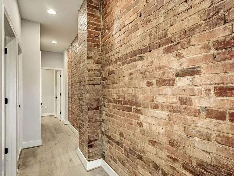 329 K St NE #1 — Photo 9