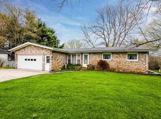 79715 70th St, Watervliet, MI 49098