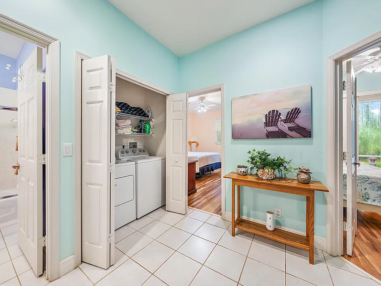 9224 Wentworth Ln — Photo 13