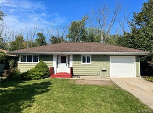 1520 E Park Rd, Grand Island, NY 14072