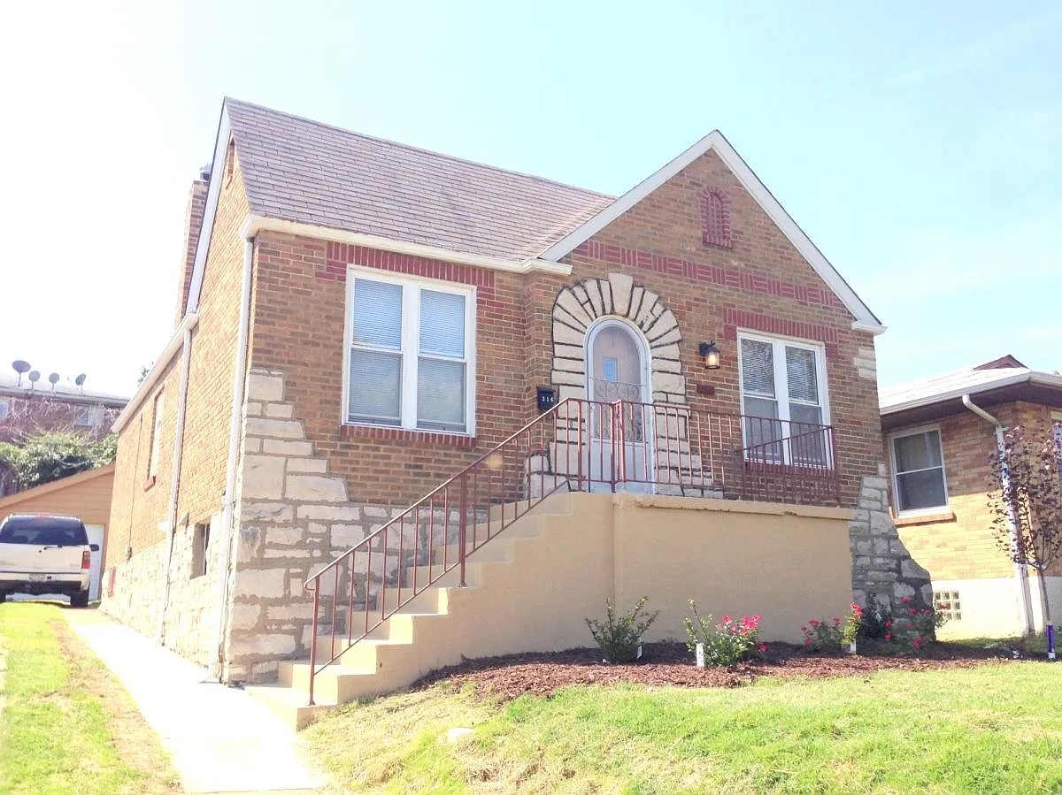 316 Atlas Dr photo 1
