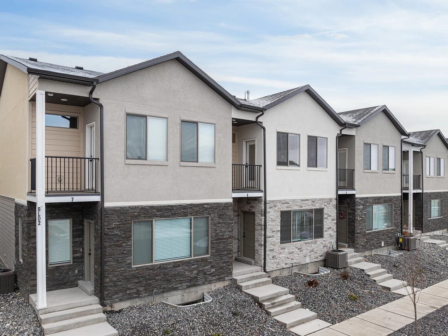 Slatewood Townhomes — Photo 4